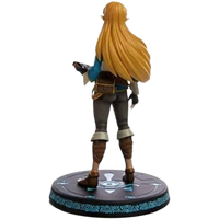 First 4 Figures: The Legend Of Zelda Breath Of The Wild - Zelda
