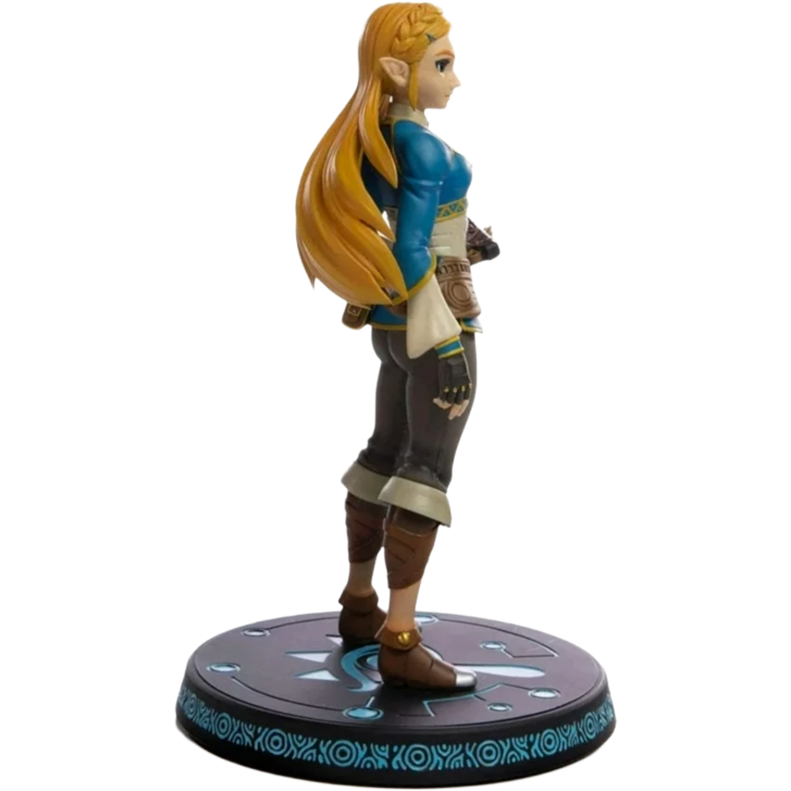 First 4 Figures: The Legend Of Zelda Breath Of The Wild - Zelda